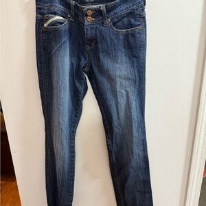Papaya Dark Blue‎ Jeans w/ colored back pocket